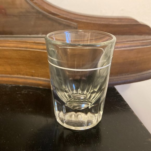 Set of Six Various Shot Glasses - Picture 2 of 7